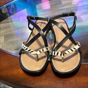 Bass Black‎ and Tan Sandals with Crisscross Straps